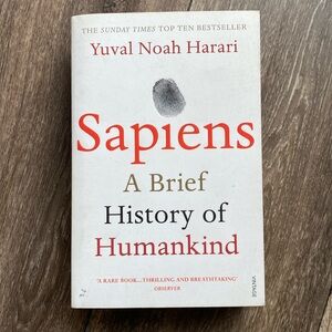 Sapiens: A Brief History of Humankind